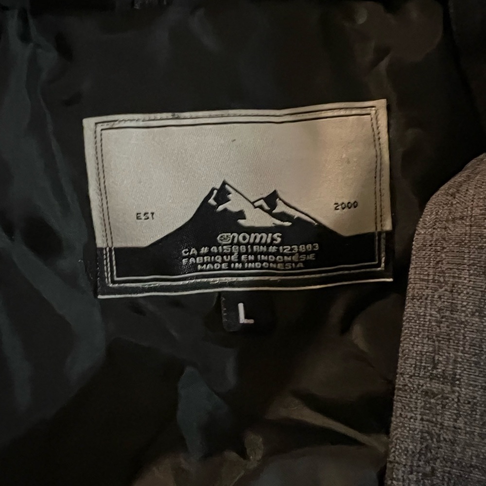 Nomis snowboard jacket